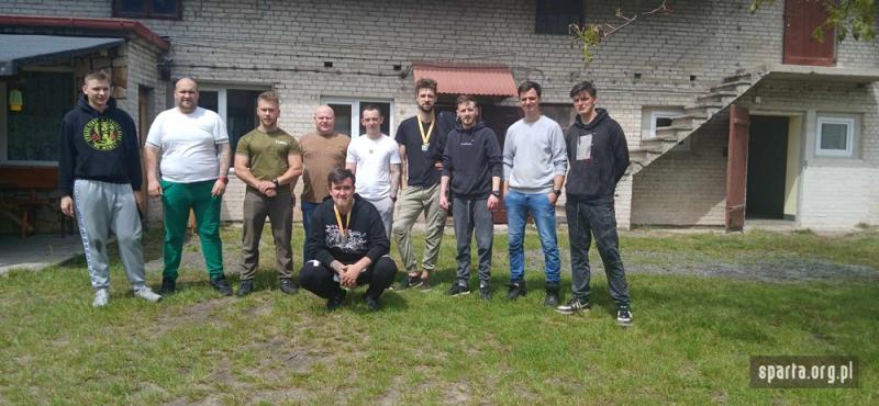 Bez-nazwy Wieczory kawalerskie - Imprezy integracyjne, Pikniki dla Firm, Paintball, Wieczory kawalerskie, Imprezy integracyjne Częstochowa, Bełchatów, Łódź.
